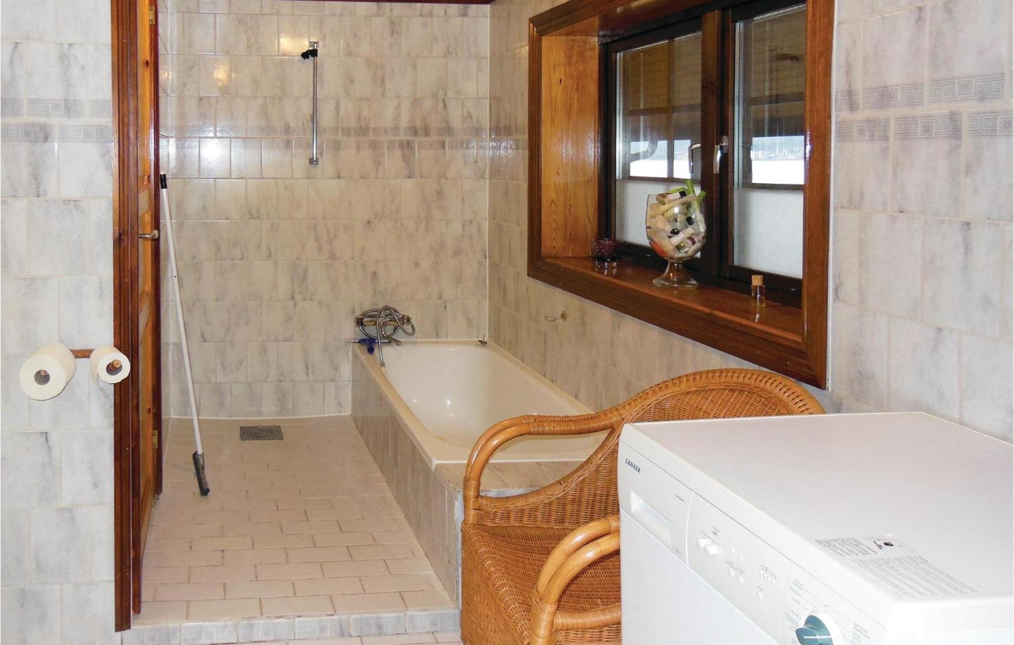 Gorgeous Home In Kaelarne With House Sea View Ovsjobyn 외부 사진